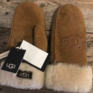 UGG Shearling Suede Mittens-NWT
